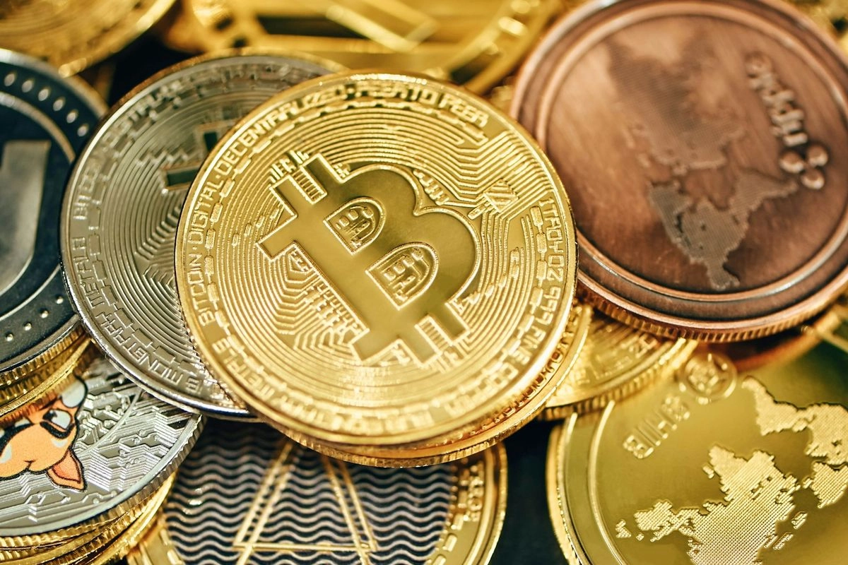 Harga Bitcoin di Atas 100.000 Dollar AS, Apa Penyebabnya?