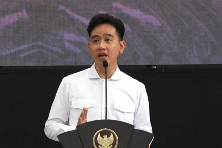 Lenis Kogoya Ajak Gibran Berkantor di Papua: Seperti Jokowi