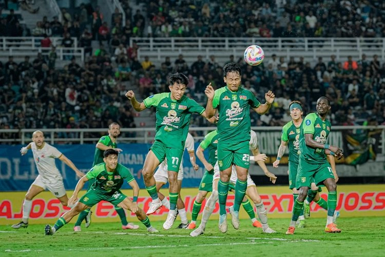 Link Live Streaming dan Line Up Persebaya VS Semen Padang