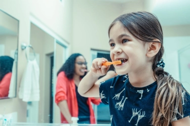 Jangan salah Kaprah, Menjaga Kesehatan Mulut Anak Harus Dimulai sejak Bayi