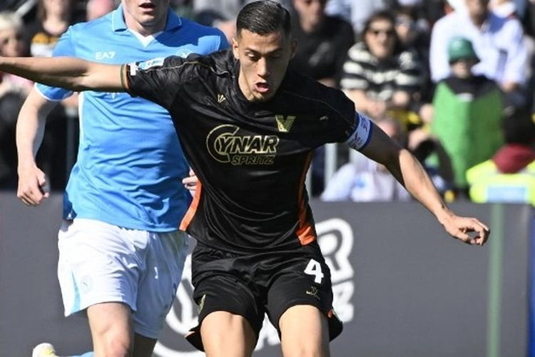 Jay Idzes Absen di Pekan Terakhir Serie A, Rehat Lebih Lama Jelang Gabung Timnas Indonesia