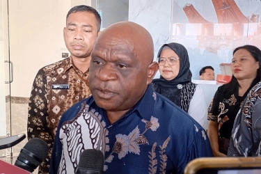 Dukung Penulisan Ulang Sejarah Tone Positif, Natalius Pigai: Peristiwa Kan Up and Down