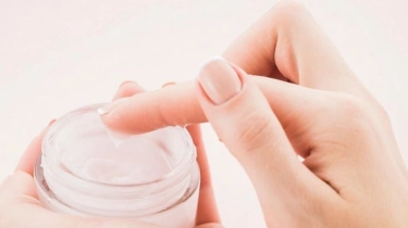 5 Rekomendasi Skincare Merek Terkenal untuk Pelajar dan Mahasiswa, Harga Murah dan Wajah Sehat!