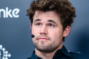 6 Fakta Menarik Kekalahan Mengejutkan Magnus Carlsen oleh Gukesh Dommaraju di Norway Chess 2025