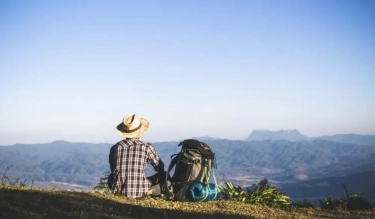 Anda Suka Traveling Namun Dana Terbatas? 5 Cara Ini Akan Membuat Hobi Anda Tersalurkan Tanpa Harus Menguras Dompet