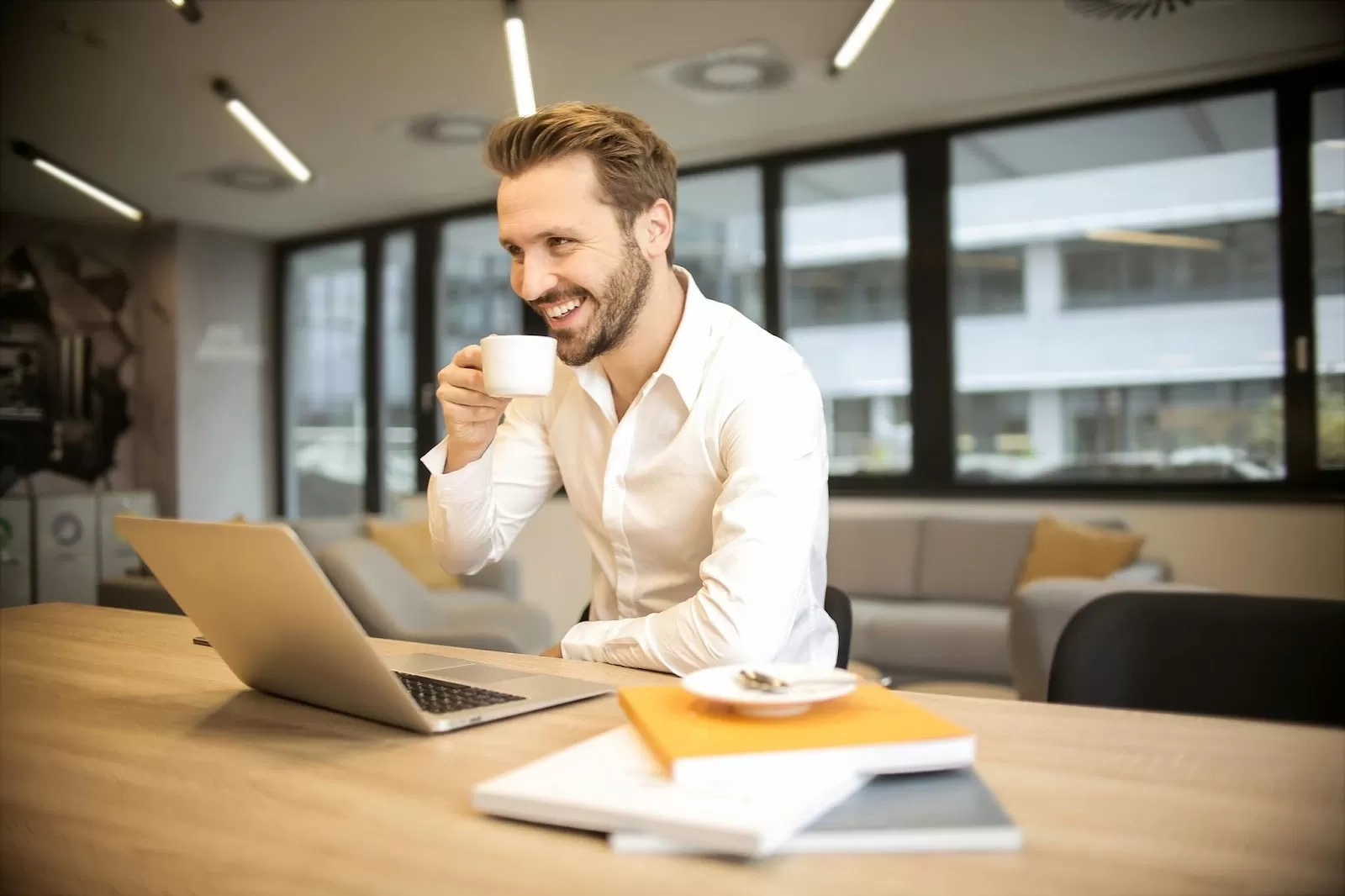 Fresh Graduate Wajib Simak, Ini Dia 7 Kesalahan yang Biasa Dilakukan Karyawan Baru di Kantor!