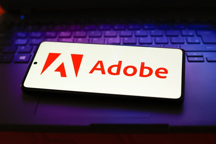 Adobe Photoshop Meluncur di Android dalam Versi Beta
