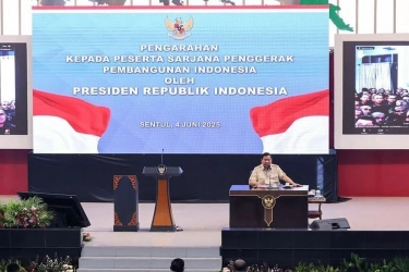 Prabowo Beri Pengarahan ke Petugas Dapur Umum MBG, Tekankan Kebersihan MBG