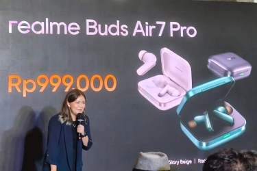 Realme Buds Air 7 Pro Rilis di Indonesia, TWS AI dengan Penerjemah Real-Time