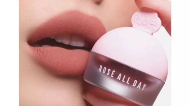 4 Rekomendasi Makeup Multifungsi Harga Terjangkau: Satu Produk Bisa untuk Bibir, Pipi, dan Mata