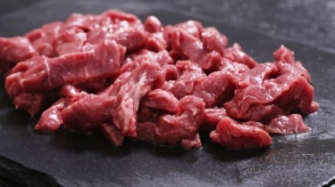 Ahli Gizi Ungkap Tips Aman Menyimpan dan Mengolah Daging Kurban, Catat Baik-Baik!
