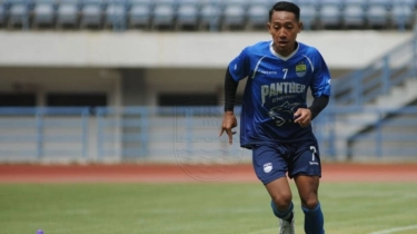 Here We Go! Beckham Putra Pamer Jersey Klub Serie B Liga Italia