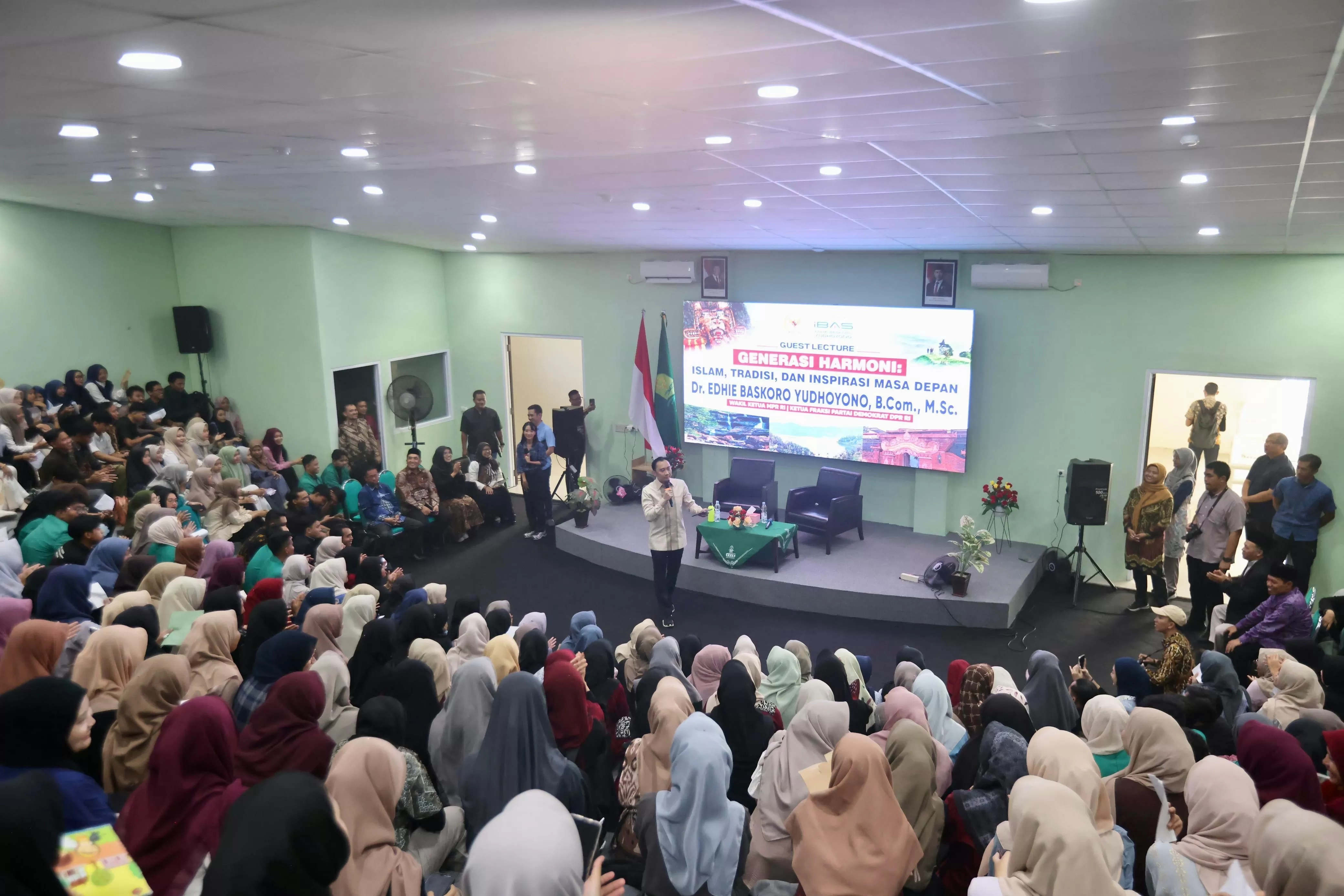 Ibas Minta Mahasiswa UIN Ponorogo Jadi Generasi yang Cakap, Manfaatkan Teknologi Untuk Hal Produktif