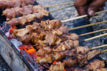 Benarkah Makan Daging Kurban Idul Adha Bikin Kolesterol Naik?