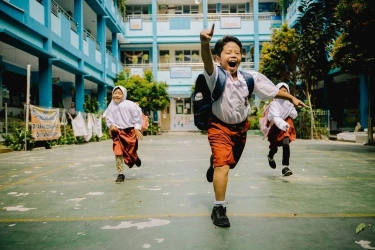 Dampak Jam Masuk Sekolah Terlalu Pagi: Sehat atau Justru Merugikan?