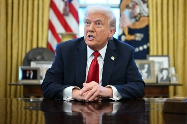 Dituduh Tidak Diterima Berkuliah di Harvard, Trump Murka