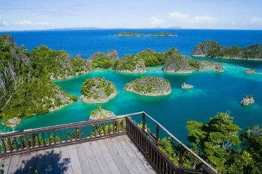 Menpar Widiyanti Dukung Evaluasi Izin Tambang Nikel di Raja Ampat