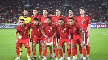 Viral Suporter Mandi Kembang Agar Timnas Indonesia Kalahkan China dan Lolos Piala Dunia 2026