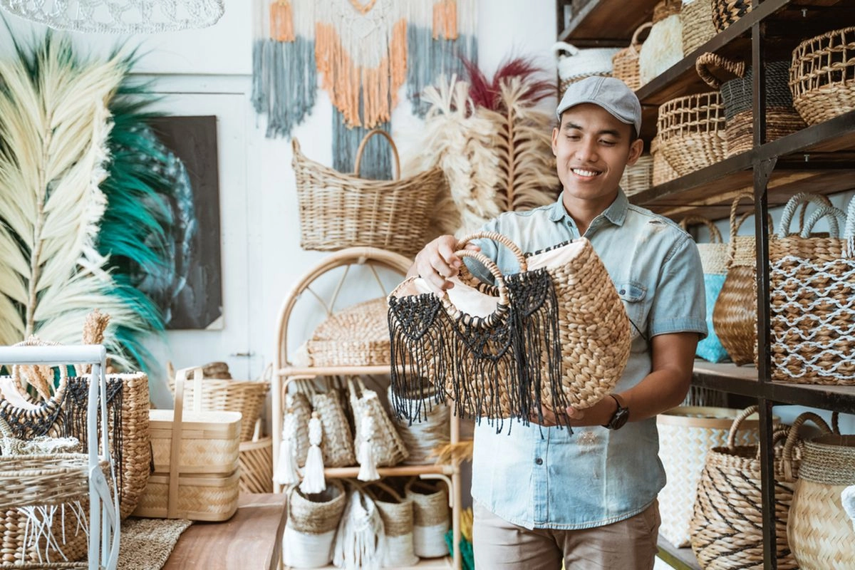 Fokus Lindungi UMKM, Askrindo Sediakan Produk Asuransi Mikro Usahaku