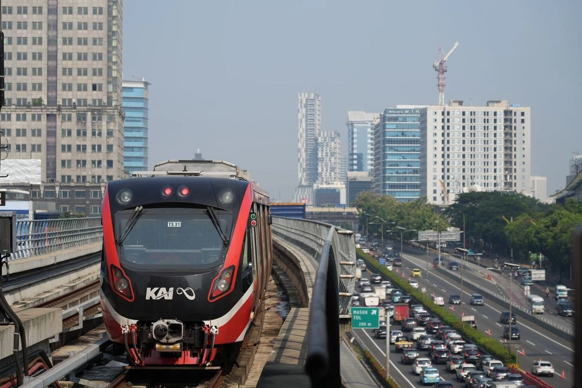 KAI Layani 107.187 Pengguna LRT Jabodebek di Malam Idul Adha