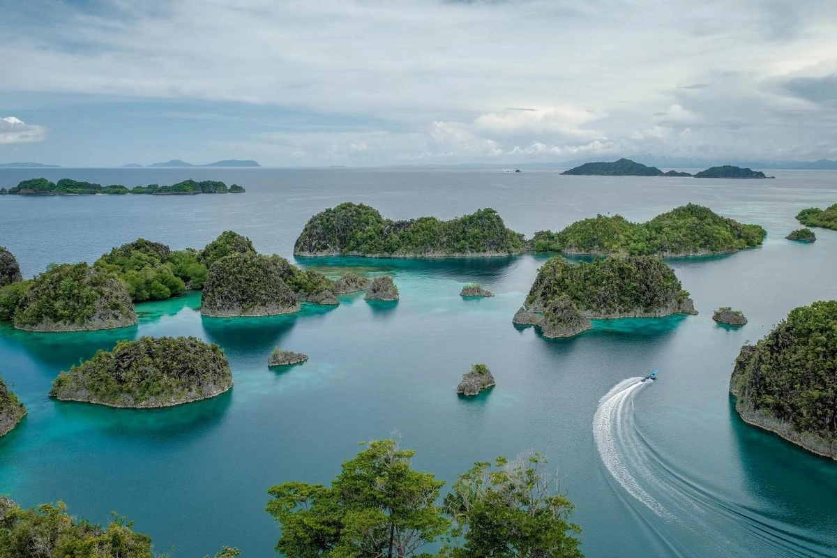 Menpar Sebut Masyarakat Tolak Izin Tambang Baru di Raja Ampat