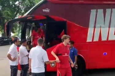 Usai Kalahkan China, Timnas Indonesia Sambangi Rumah Prabowo di Kertanegara