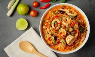 6 Makanan yang Dapat Membuatmu Terjaga di Malam Hari dan Bisa Menemanimu saat Mengerjakan Tugas