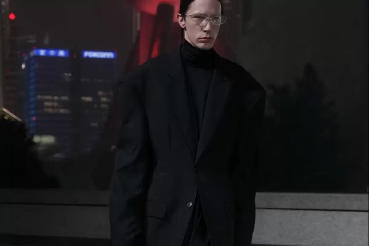 Gaya Oversized Tetap Elegan dan Stylish untuk Tampil Profesional dengan Busana Longgar 2025