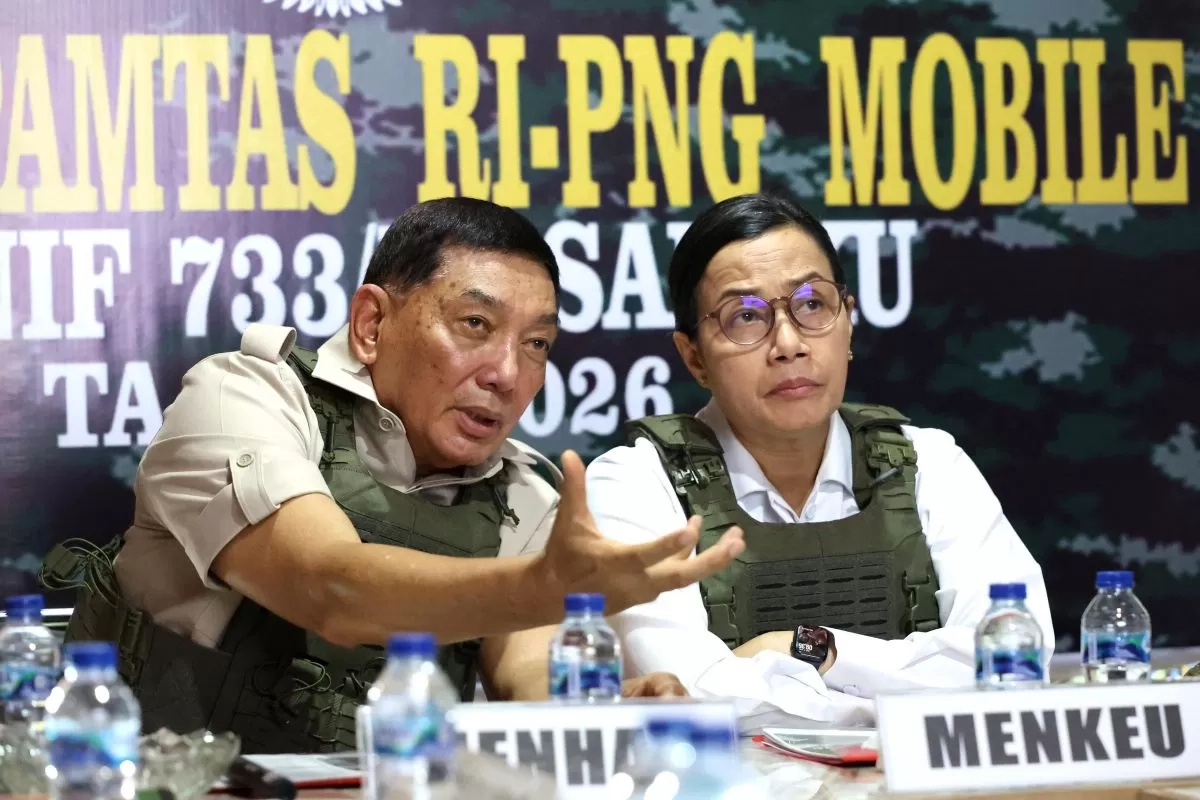 Menhan Sjafrie Sjamsoeddin dan Menkeu Sri Mulyani Temui Prajurit TNI di Daerah Tugas Papua, Turut Sambangi Daerah Konflik di Nduga