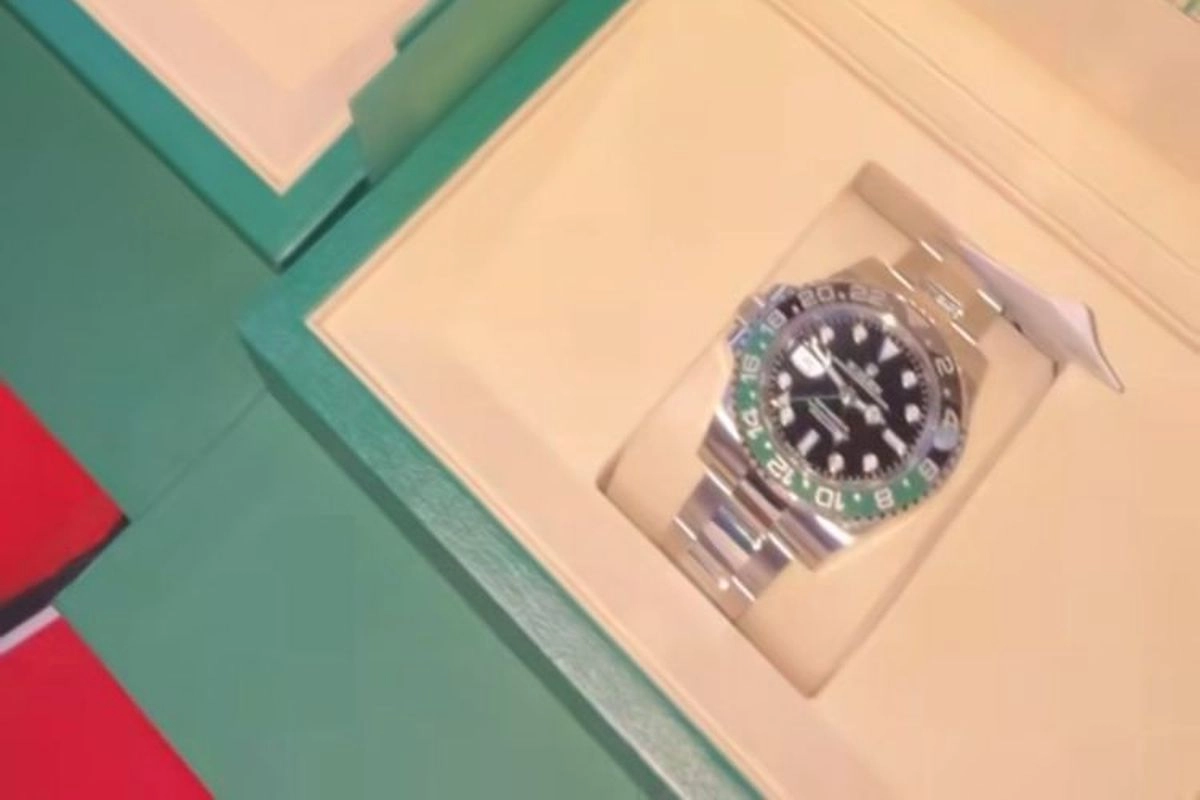Menang Lawan China, Timnas Indonesia Dapat Hadiah Rolex GMT-Master II dari Prabowo?