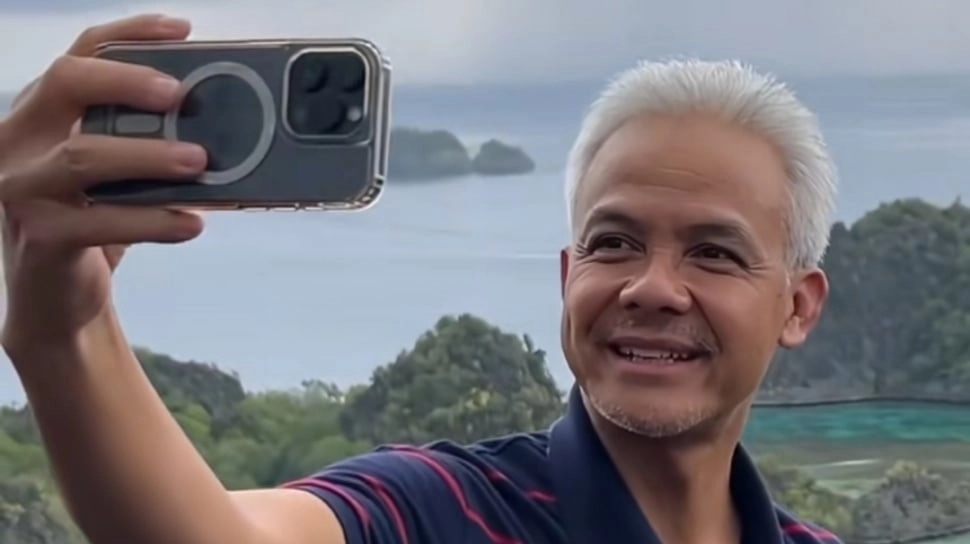 Raja Ampat Jadi Tambang Nikel, Ganjar Pranowo Disebut ''Cari Muka'' Setelah Posting Keindahan Piaynemo