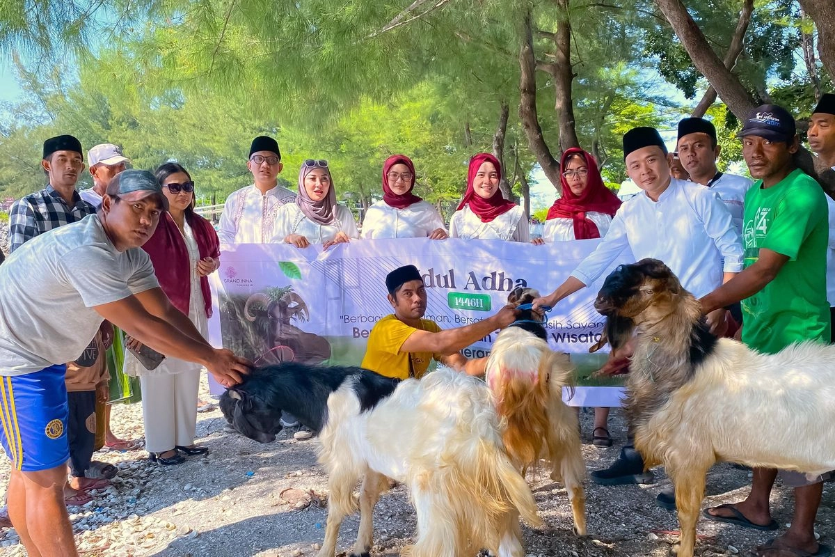 InJourney Hospitality Group Salurkan Hewan Kurban Idul Adha