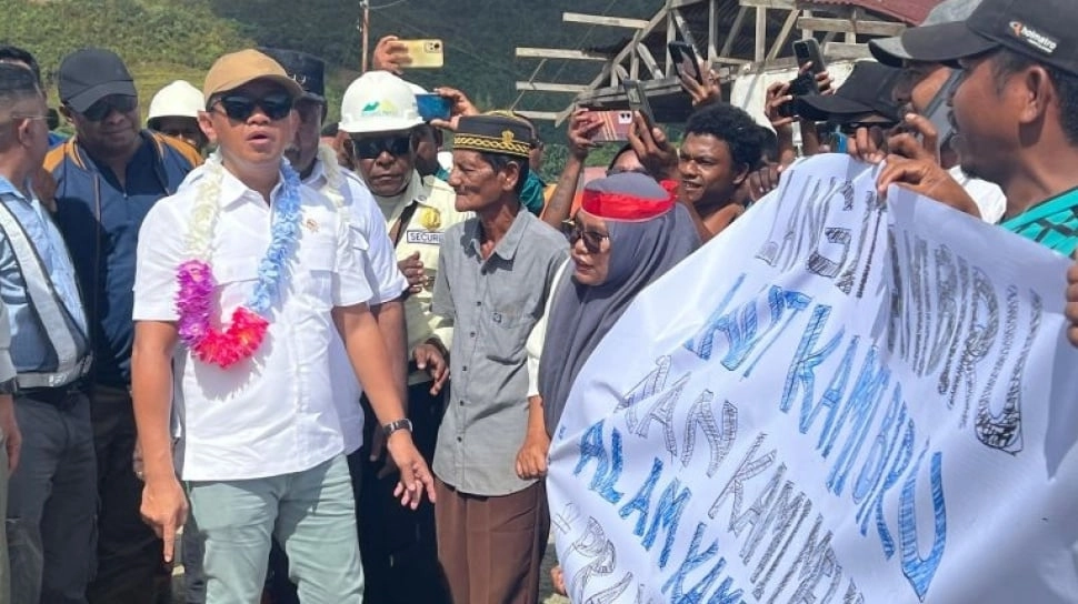 Bahlil Diminta Cabut IUP Nikel di Raja Ampat, Jangan Ragu!