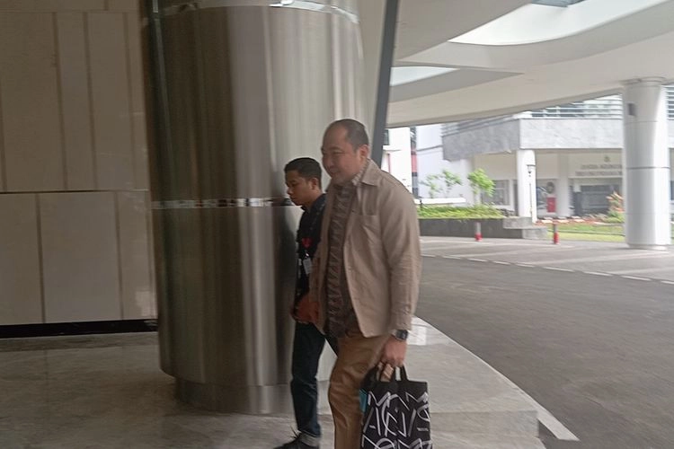 Bos Sritex Iwan Kurniawan Tiba di Kejagung untuk Jalani Pemeriksaan