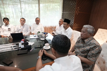 Gus Ipul Bantah Dana Bansos Dialihkan untuk Sekolah Rakyat