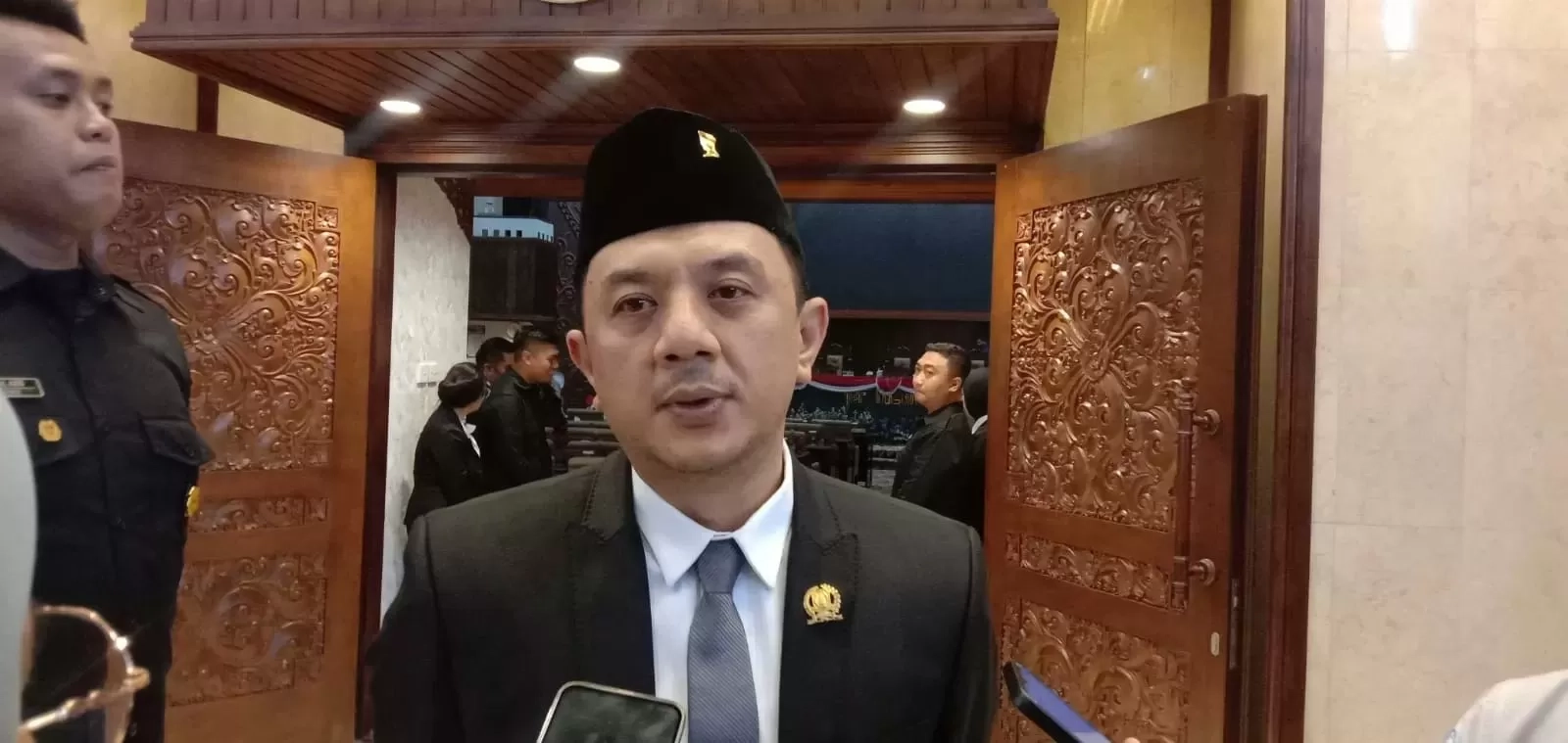 Wakil Ketua DPRD Jatim Soroti Antrean Panjang Pengambilan PIN SPMB, Minta Sistem Dievaluasi Total