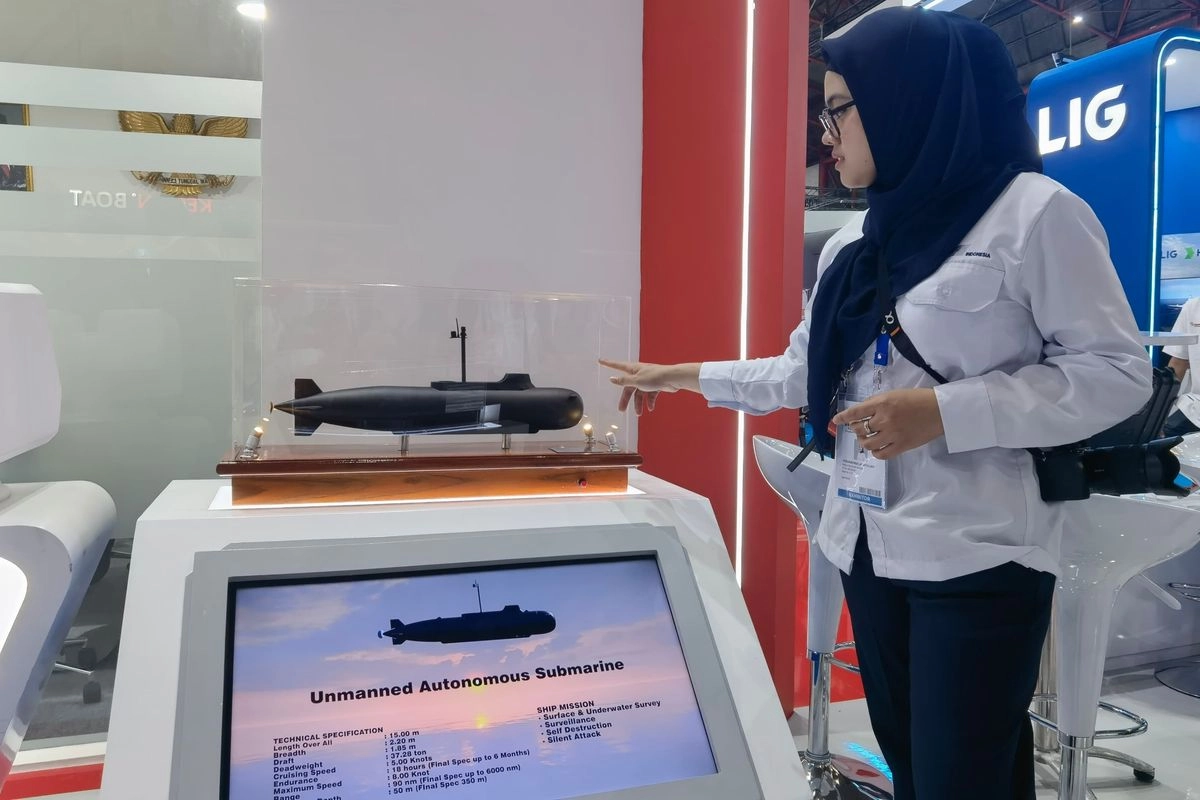 PT PAL Pamerkan Kapal Selam Otonom di Indo Defence 2024 Expo & Forum