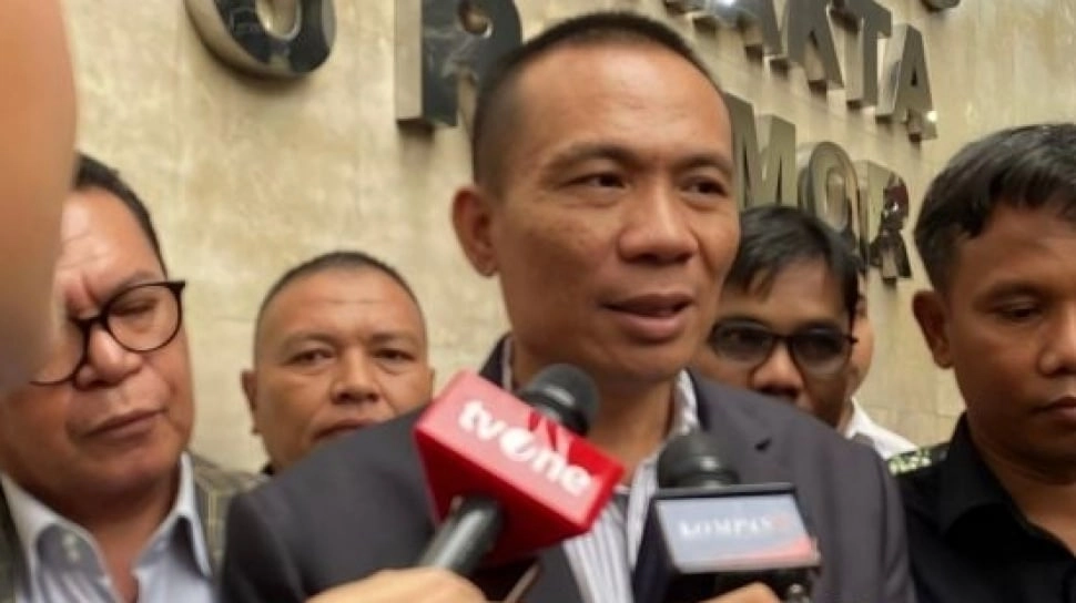 Rismon Bongkar Kejanggalan 6 Dokumen UGM yang Disita Bareskrim, Singgung Reaksi Oksidasi