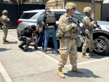 Situasi Memanas! Trump Beri Wewenang ke Marinir Tahan Pendemo di Los Angeles yang Ganggu Operasi Imigrasi