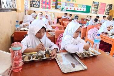 Menu Makanan di Sekolah Bisa Jadi Kunci Anak Makan Sehat, Ini Kata Ahli Gizi