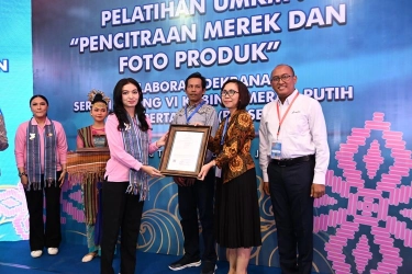 Sinergi Pertamina dan Selvi Gibran, Dukung UMKM Mendunia lewat Pelatihan Branding di Lombok Timur