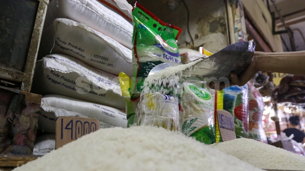 Harga Beras Meroket, Pemerintah Mau Sebar Bansos