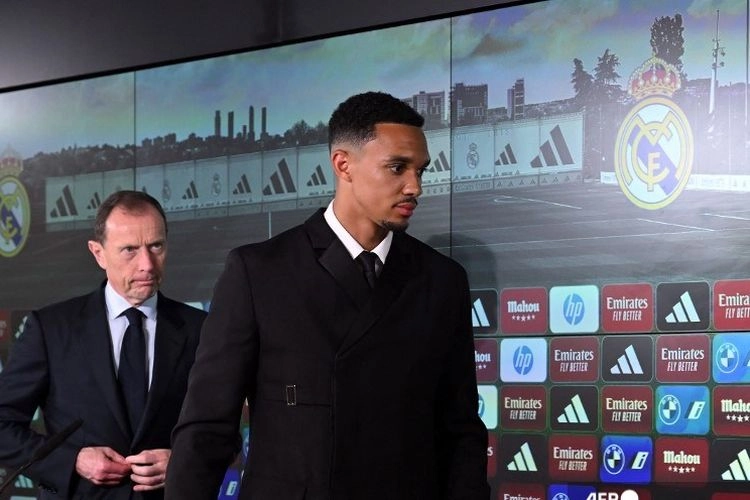 Alasan Trent Alexander-Arnold ''Mengganti'' Nama di Real Madrid