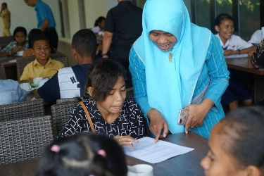 Komdigi Siapkan Internet 100 Mbps, Sekolah dan Puskesmas 