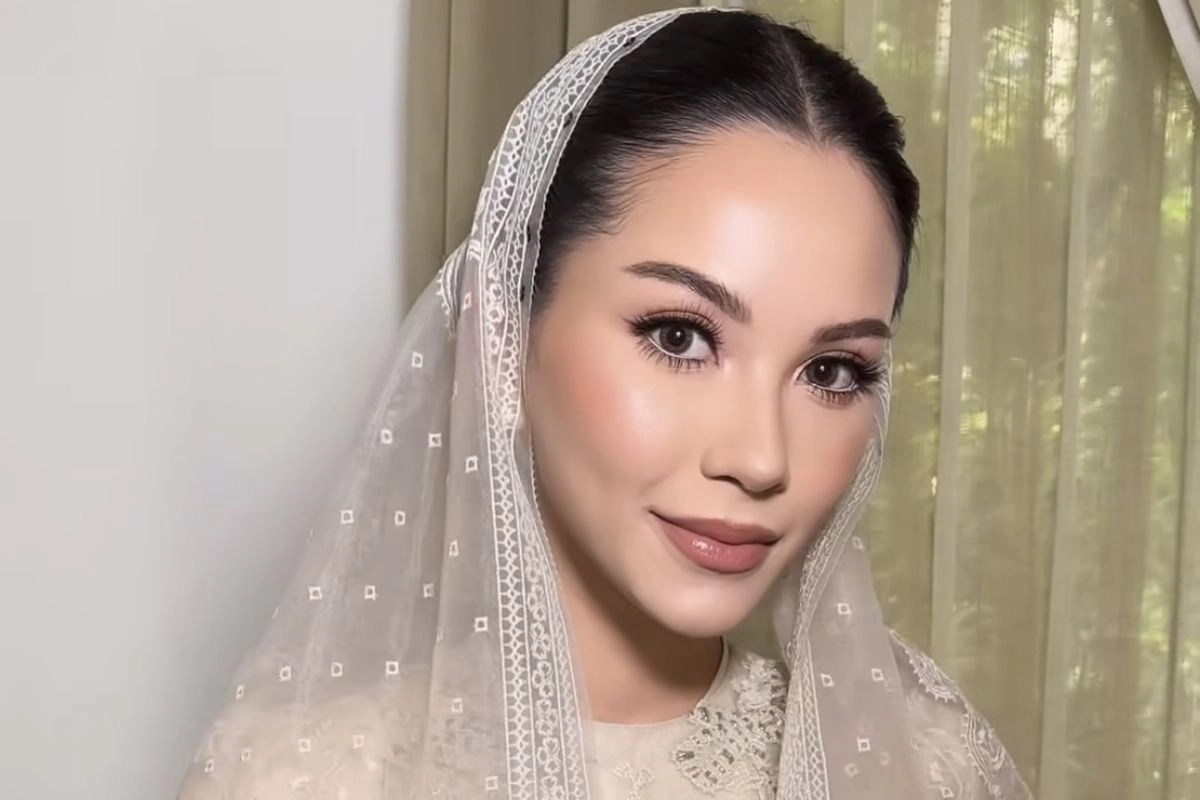 Gaya Elegan Alyssa Daguise Saat Pengajian Jelang Hari Pernikahan