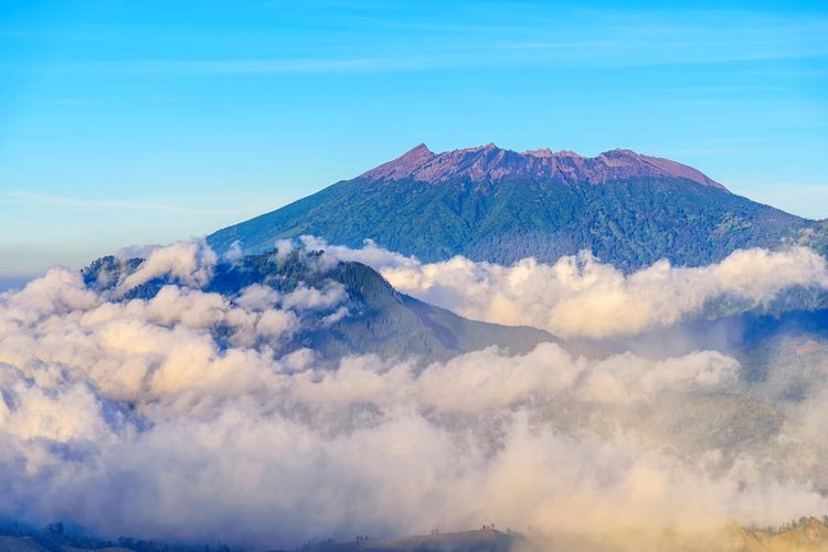 Gunung Raung Erupsi Lagi, Aktivitas Pendakian Ditutup Mulai Hari Ini