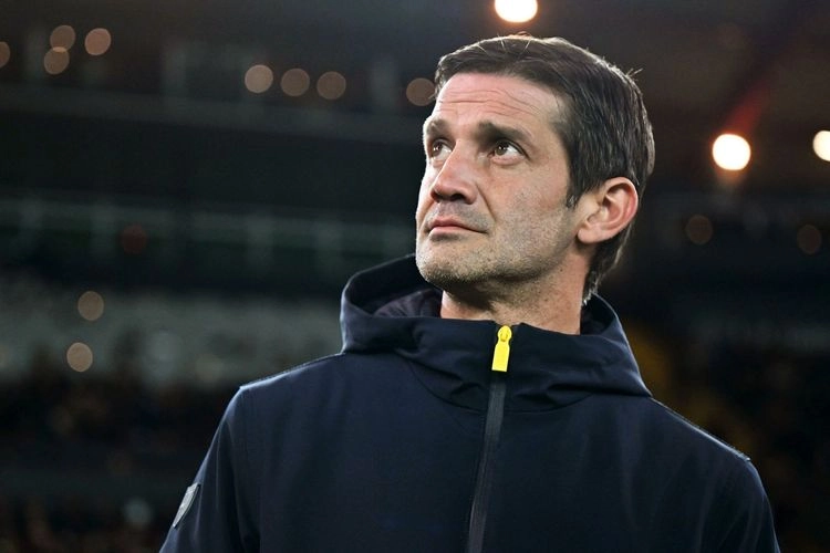 Kata-kata Pertama Christian Chivu Usai Resmi Melatih Inter Milan