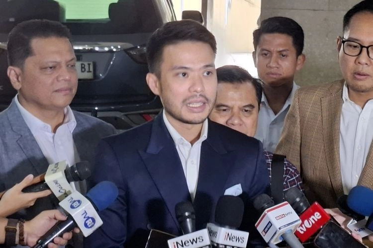 Kubu Jokowi Sebut Bisa ''Chaos'' jika Ijazah Asli Ditunjukkan ke Publik