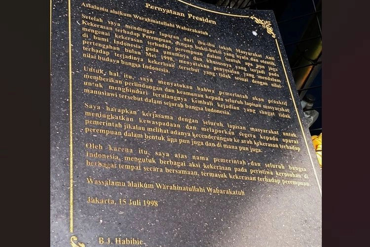 Membaca Kembali Penyesalan Habibie atas Pemerkosaan Massal 1998, Saat Fadli Zon Menyebutnya Hanya Rumor