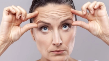7 Skincare Viva untuk Umur 40 Tahun ke Atas, Modal Rp13 Ribuan Bisa Awet Muda!
